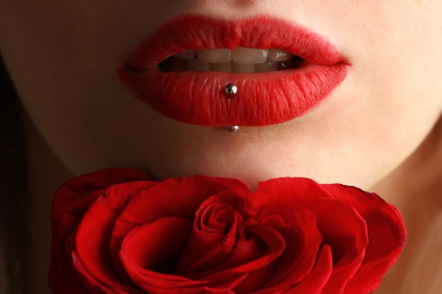 不同风格的玫瑰花在爱情中也代表着不同爱情性格