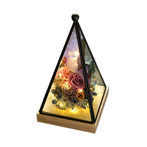 暖流涌动:永恒系列金字塔LED灯花房摆件